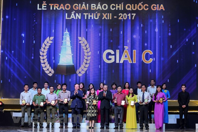 Les 12es Prix nationaux de la presse ont reçu 1.730 œuvres des particuliers et collectivités. Le jury a décidé de primer 145 œuvres, dont huit prix A, 25 prix B, 43 prix C et 25 prix d’encouragement. 
