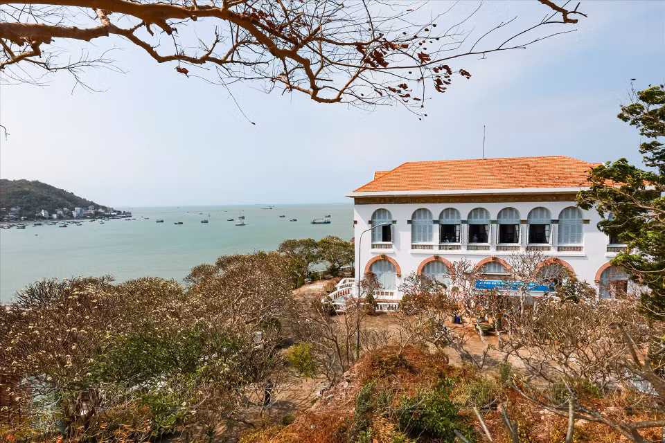 Vue extérieure de Bach Dinh.