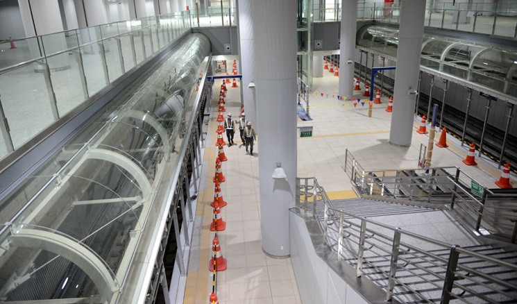 Selon la maquette de conception, les 1er et 2 e étages sont utilisés pour la ligne de métro No1. Les 3e et 4e seront utilisés pour d'autres lignes. 