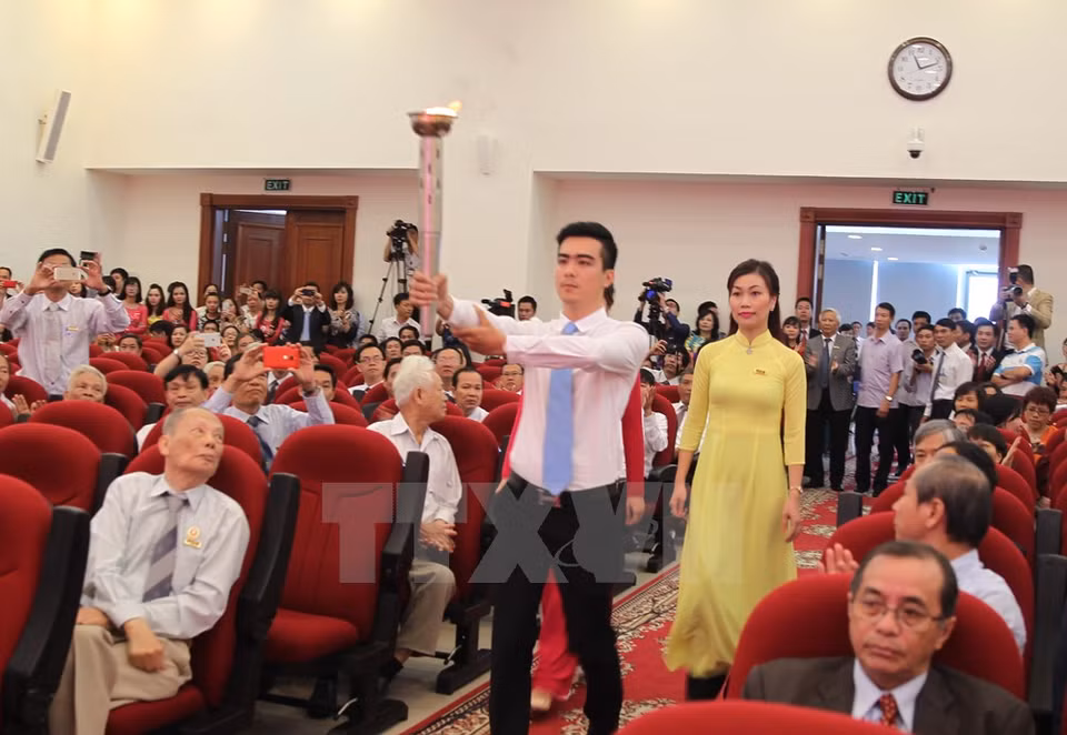 Le flambeau traditionnel de la VNA. 