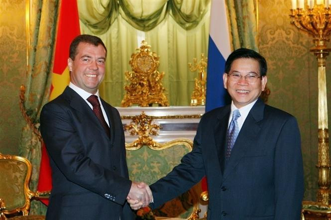 Le président Dmitri Medvedev a rencontré le 27 octobre 2008, au Kremlin le président vietnamien Nguyên Minh Triêt (droite), lors de sa visite officielle en Russie. Photo : VNA