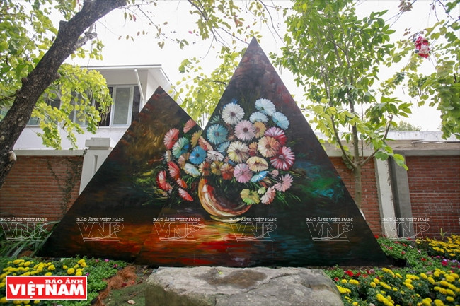 Le groupe «Yeux Viêt» crée des peintures murales 3D impressionnantes. Photo: VNP