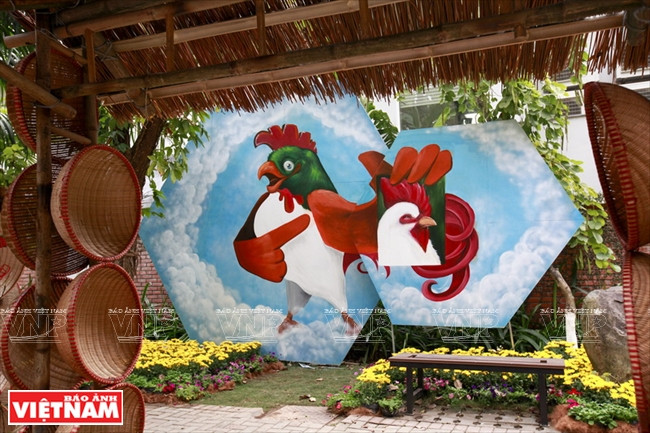 Les peintures murales 3D créent de nouveaux espaces dynamiques chaleureusement accueillis par les gens. Les murs décrépis retrouvent une nouvelle jeunesse. La peinture murale embellit les espaces de vie urbains. Photo: VNP