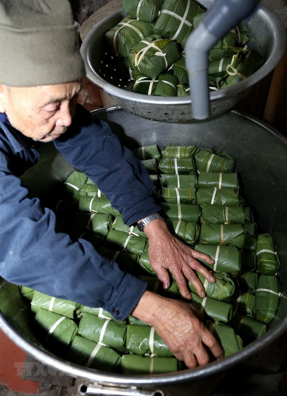La production de banh trung dure du 10e jour du 12e mois lunaire au 23e jour du premier mois lunaire de l’année suivante.