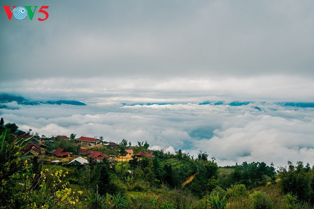 Un spectacle splendide à Làng Mô, une commune rattachée à la province de Lai Châu. 