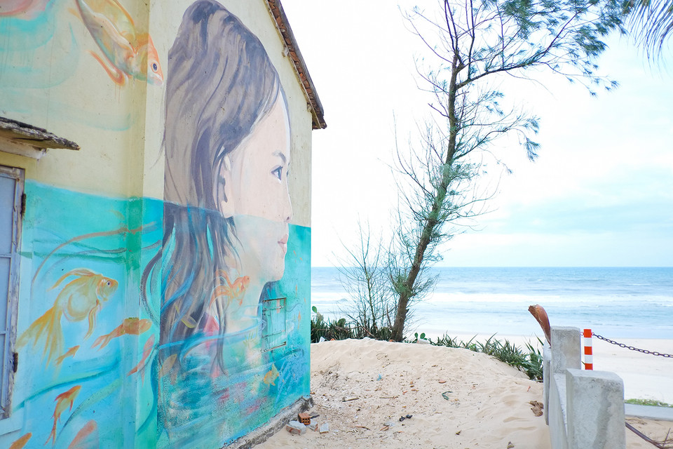 Une centaine de maisons ont servi de support aux artistes.