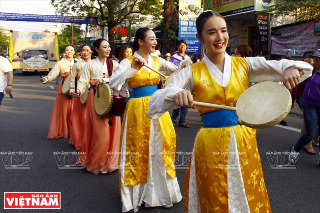 La beauté rayonnante des artistes sud-coréennes. 