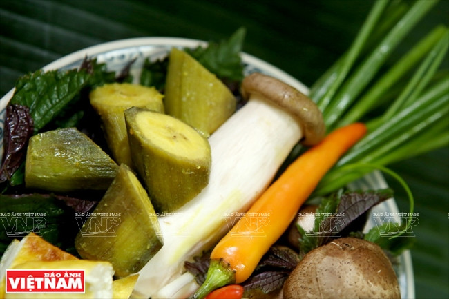 Les barres de tofus sont rôties puis coupées en morceaux. 