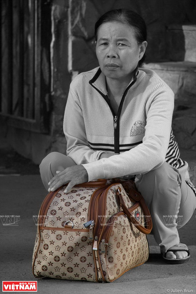 « SAC » - (túi, giỏ, cái) xách.