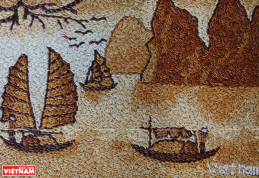 Le développement de la peinture en riz permet de diversifier les beaux-arts vietnamiens. Aujourd’hui, les peintures en riz sont devenues un produit culturel au cachet typiquement vietnamien. Photo: VNP