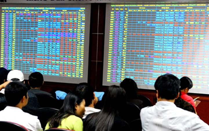 La Bourse vietnamienne en 2016 a été classée comme l’une des cinq places boursières au taux de croissance le plus élevé d’Asie du Sud-Est. Photo: Dantri
