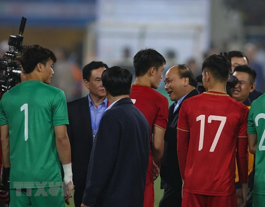 Le Premier ministre Nguyen Xuan Phuc…