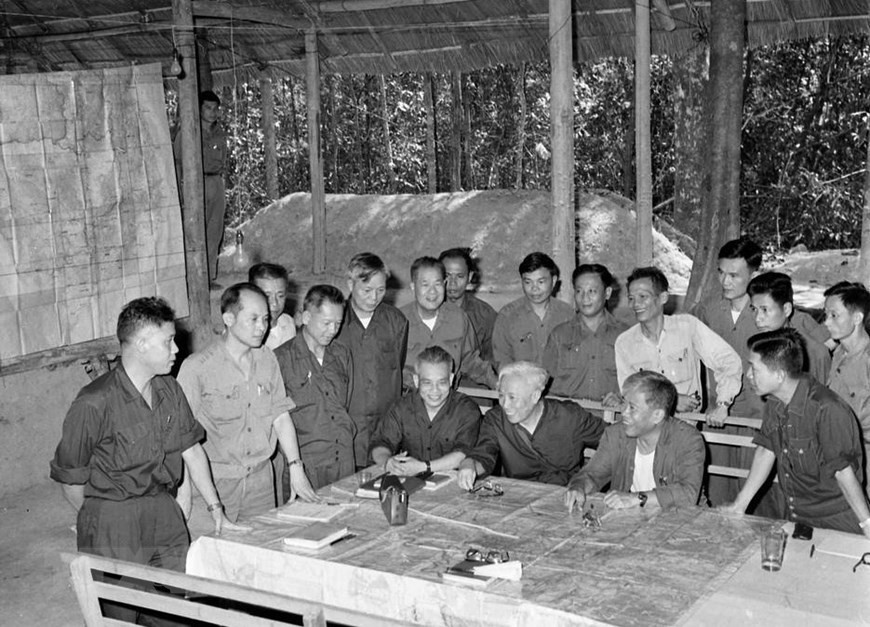 Le commandement de la campagne Hô Chi Minh se réunit à la base militaire Ta Thiet - Loc Ninh.