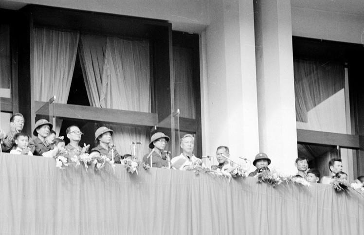  La cérémonie a vu la participation du président Ton Duc Thang et de nombreux dirigeants du Parti, du gouvernement et du Front de la Patrie du Vietnam.