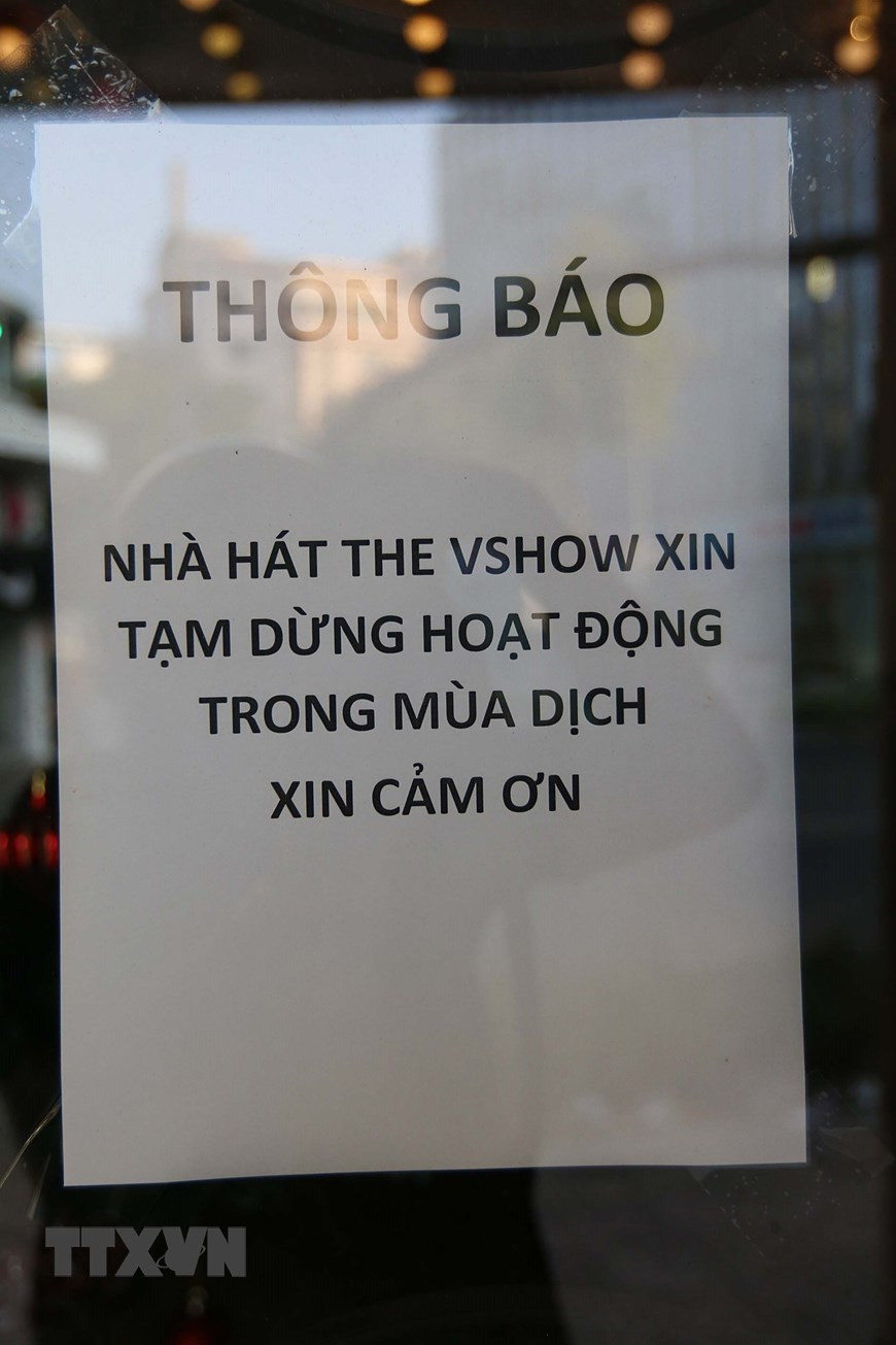 Une annonce de fermeture temporaire du Théâtre Nam Quang.