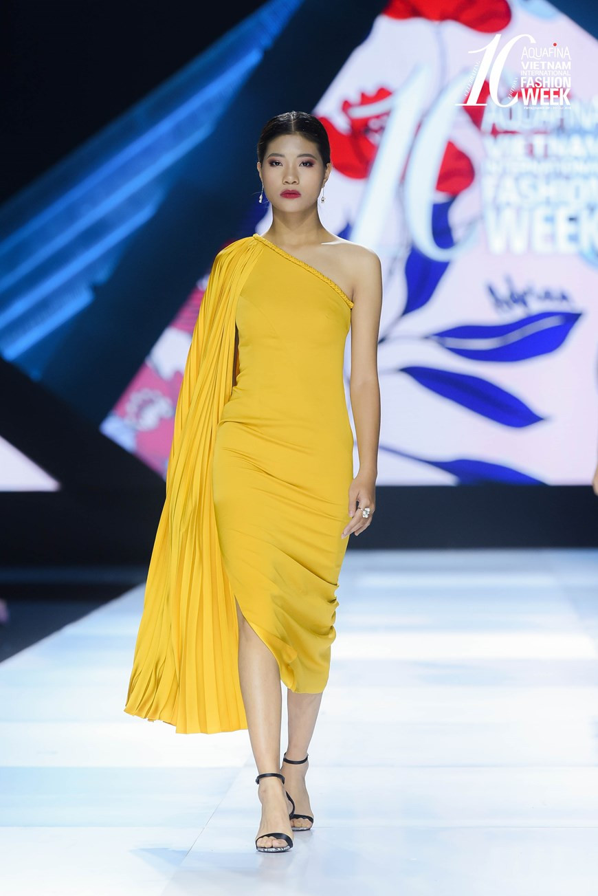 Le designer Adrian Anh Tuan souhaite que les spectateurs participent à un voyage pour rechercher la tranquillité. Photo: Vietnam+