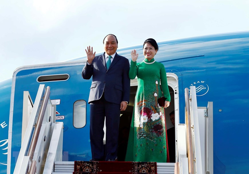 Le 21 mai, le Premier ministre Nguyen Xuan Phuc et son épouse sont arrivés à Moscou.