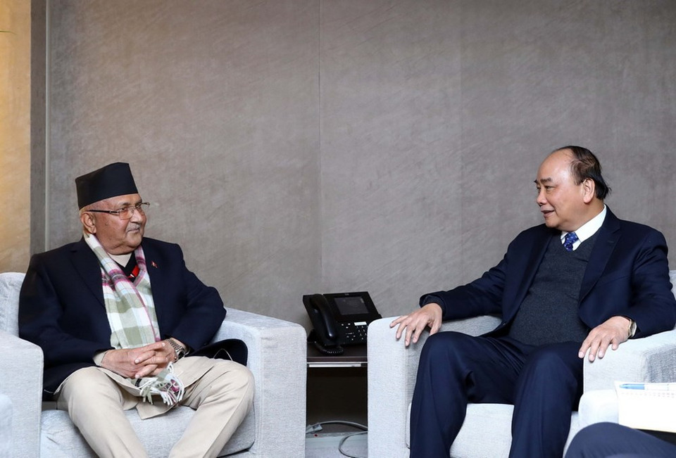 Le Premier ministre Nguyen Xuan Phuc et son homologue népalais Khadga Prasad Sharma Oli. 