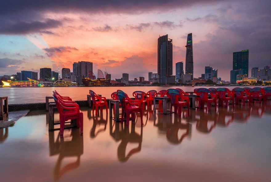 L’après-midi au bord de la rivière Sai Gon.