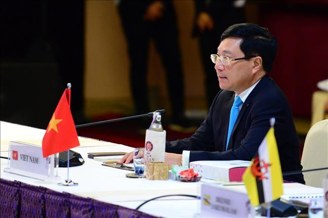 La délégation vietnamienne était dirigée par le vice-Premier ministre et ministre des Affaires étrangères, Pham Binh Minh.