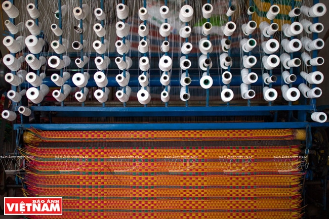 Les nattes du village de Ca Hom-Ben Ba sont prisées sur le marché.