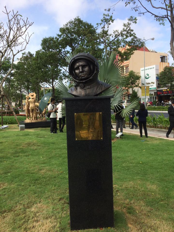 "Yuri Gagarin - le premier homme à effectuer un vol dans l'espace", Russie.