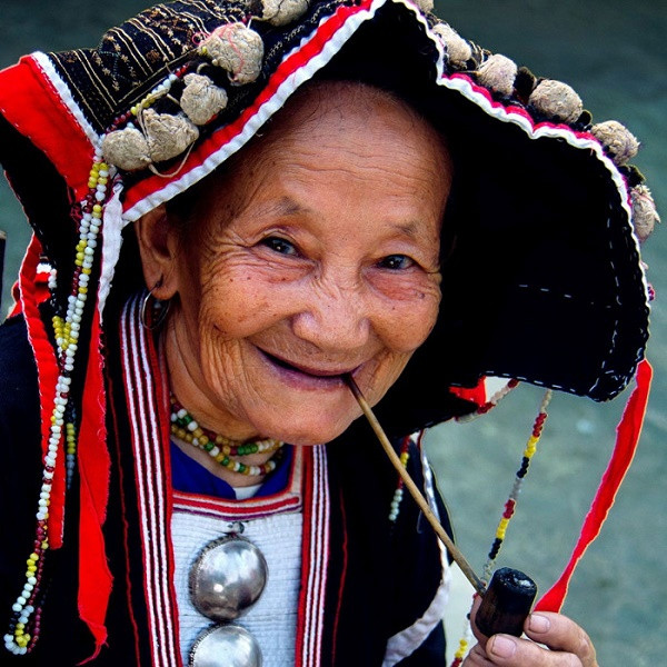 ''Mère de l’ethnie Dao'' - Troisième prix.