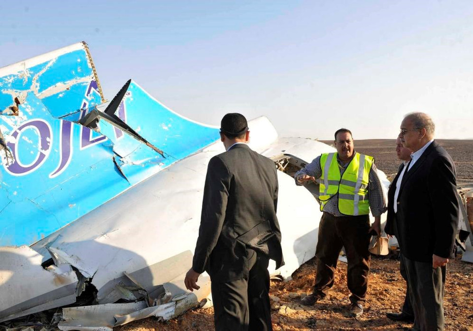 Un avion civil russe s'est écrasé le 31 octobre dans la péninsule du Sinaï, en Egypte, peu après son décollage de la cité balnéaire de Charm el-Cheikh.