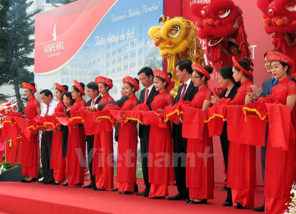 Vinpearl Ha Long est la première station balnéaire cinq étoiles du Nord du Vietnam.
