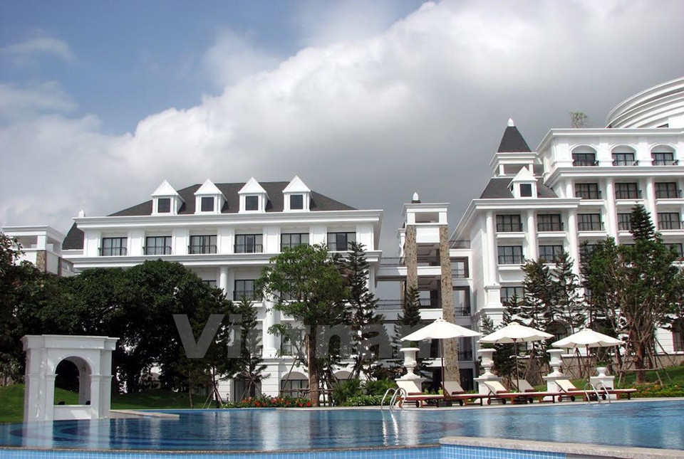 Vinpearl Ha Long offre une architecture magnifique de style néo-classique.