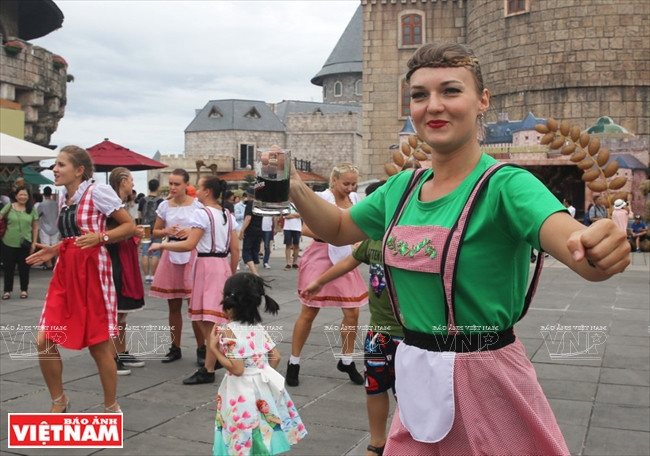 Si vous venez à Bà Nà Hills à l’occasion de la fête de la bière, vous aurez la chance de déguster gratuitement ce précieux breuvage. 