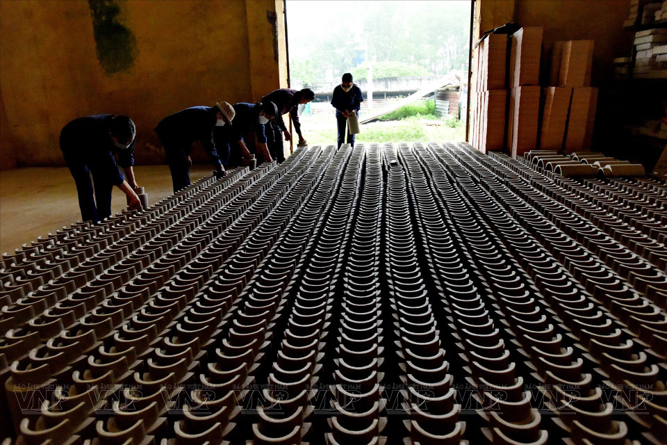  Les étapes de production sont réalisées avec soin et minutie. Photo : VI