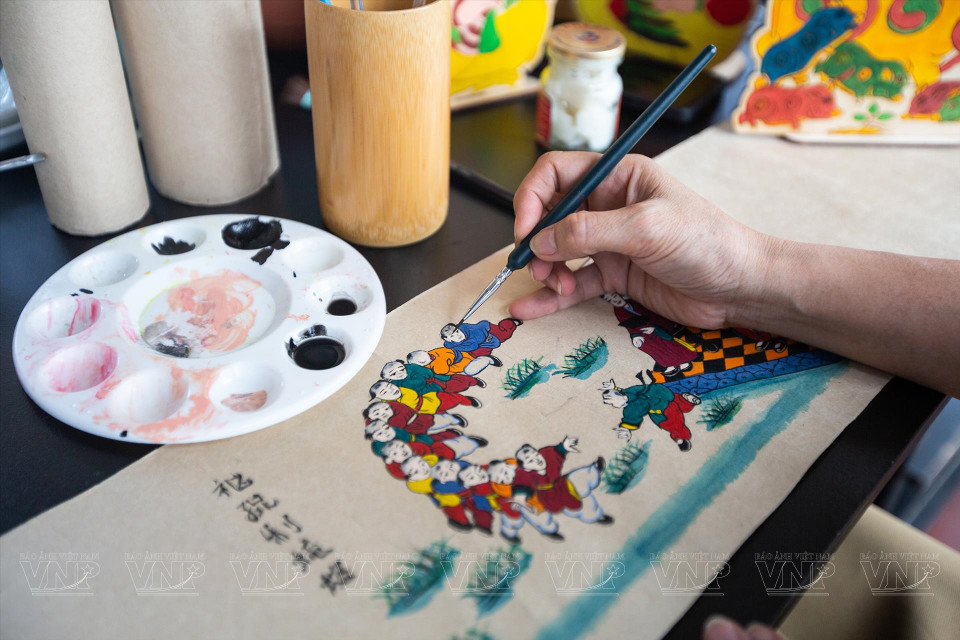  Chaque motif choisi est dessiné avec minutie. Photo : VI