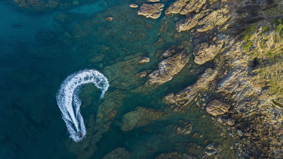  La beauté d’Eo Gio provient de sa nature sauvage et de sa plage immaculée. Photo: VNA