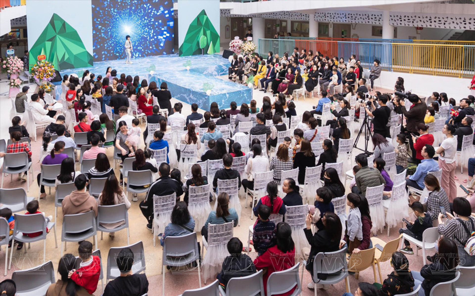  Vu Hoang Mai Chau est toujours enthousiaste à l'idée d'aider sa communauté à travers diverses activités et projets. Photo : VI