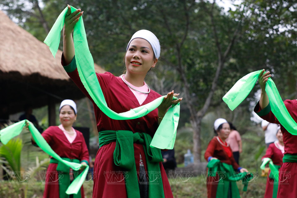  L’ethnie Thô est l’une des quatre ethnies du groupe Viet — Muong. Les Thô résident essentiellement dans les régions montagneuses des provinces de Nghê An et Thanh Hoa. Photo : Vietnam illustré
