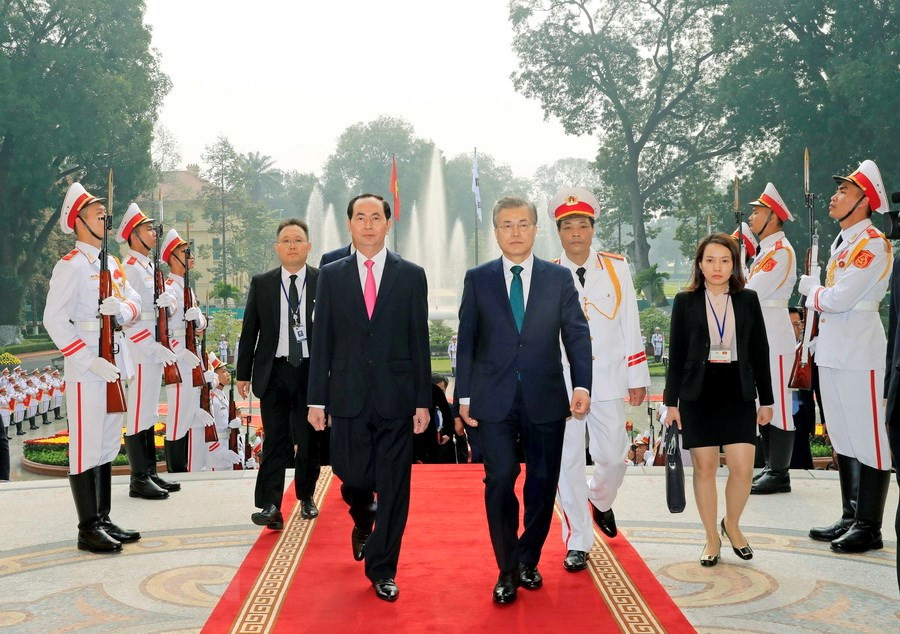  Les deux présidents avant leur entretien.