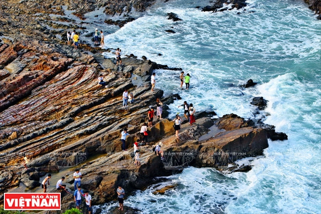 Une harmonieuse combinaison entre roches et océan.