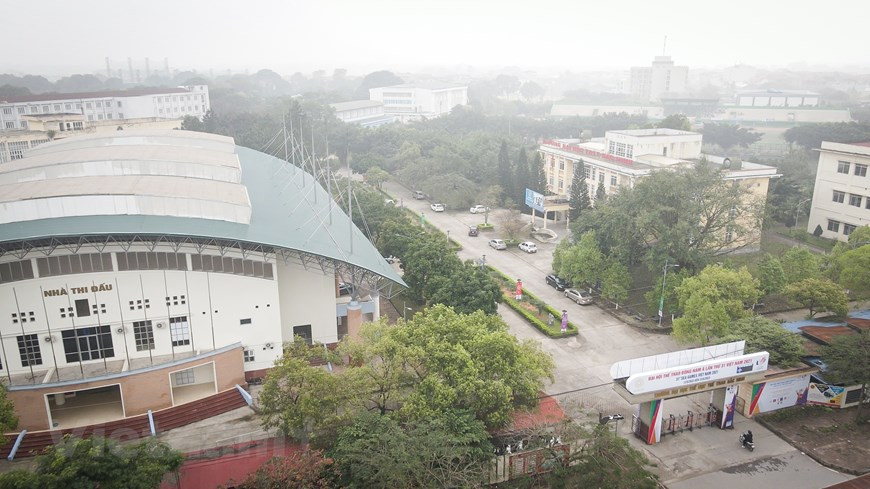 Les SEA Games 31 seront une bonne occasion pour la province de Bac Ninh de promouvoir son image en tant que localité dynamique, hospitalière et ayant une riche tradition culturelle. Les autorités et populations des villes de Bac Ninh et Tu Son de cette province gardent leurs rues propres et vertes, outre d’autres activités visant à créer une bonne impression auprès des délégations participantes. Les SEA Games 31 comprendront plus de 40 sports avec 526 événements auxquels participeront quelque 10.000 sportifs et officiels des 11 pays d'Asie du Sud-Est. L'événement biennal était initialement prévu pour fin 2021 mais retardé en raison des impacts de la pandémie de coronavirus. Photo : VNPlus