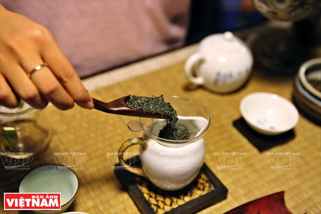 Le thé utilisé dépend de la dimension de la théière.