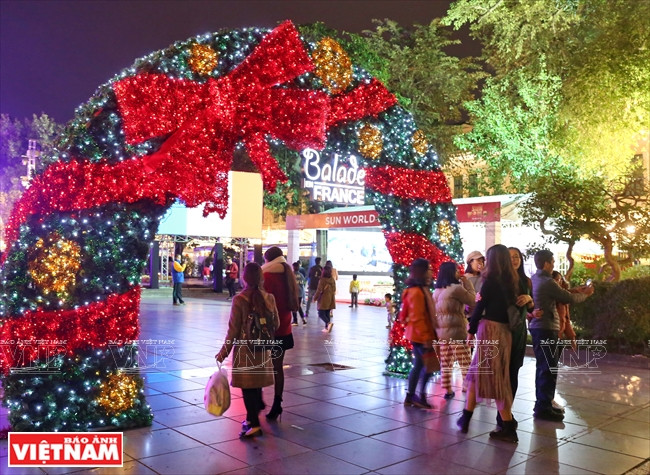 Le festival “Balade en France” à Hanoï a débuté le soir du 14 décembre. Organisé au Vietnam depuis neuf ans, il s’agit de la première fois que cette manifestation a lieu dans la capitale vietnamienne.