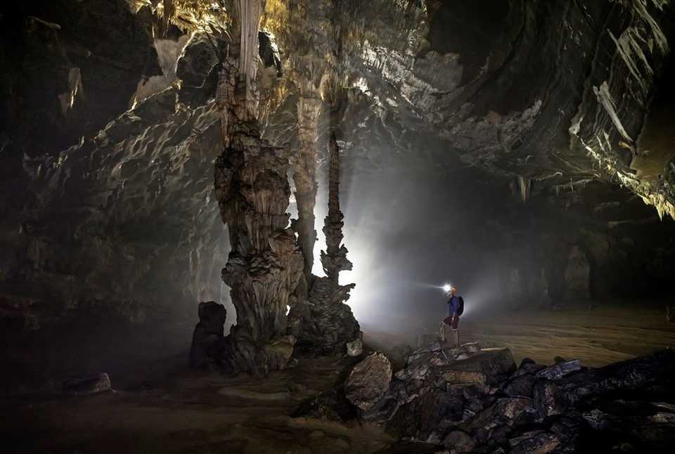 Les trois troisième prix pour les photographes Tran Anh Tuan, Nguyen Ngoc Hoa et Le Duc Dat.