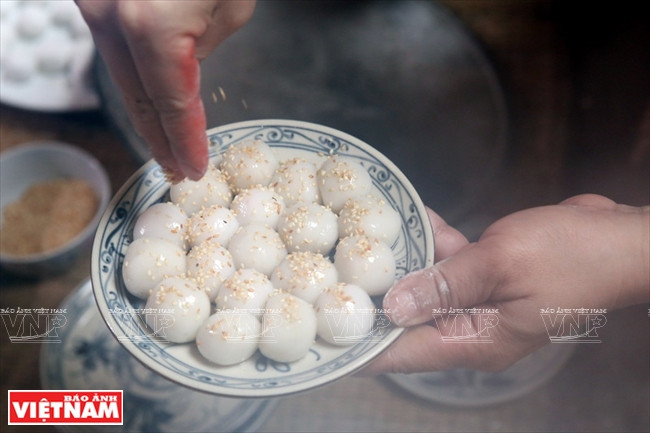 ...les retirer et ajouter du sésame grillé.