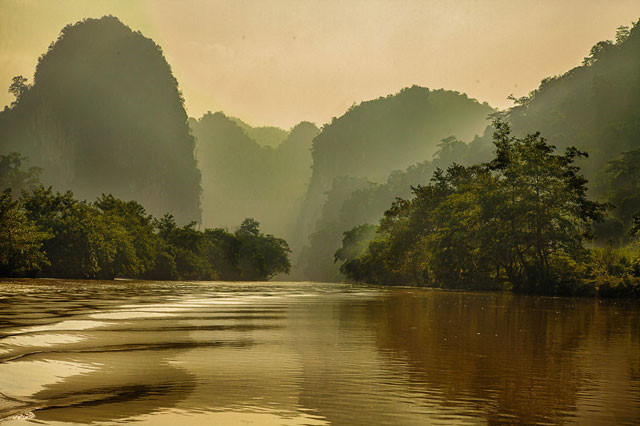 Le lac de Ba Be, dans la province de Bac Kan.