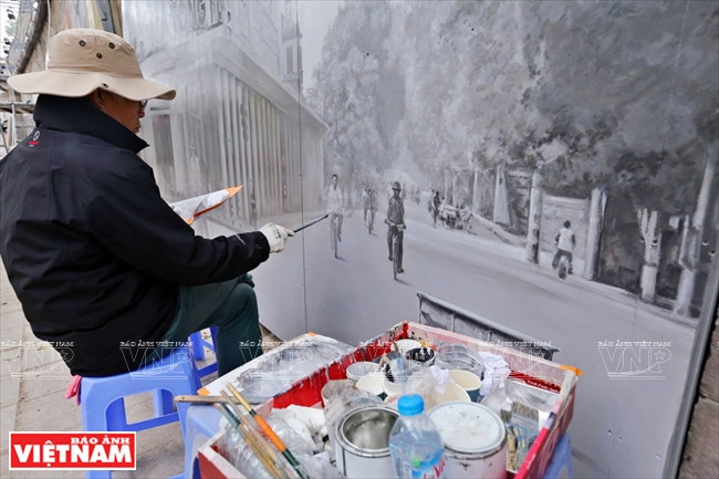 Les artistes sud-coréens ont créé leurs œuvres en s’inspirant de la vie quotidienne à Hanoï et dans la capitale d’antan.
