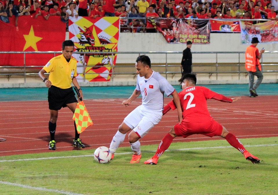 L’équipe nationale vietnamienne de football masculine fait partie du groupe A avec d’autres équipes d’Asie du Sud-Est, comme la Malaisie, le Myanmar, le Cambodge et le Laos.