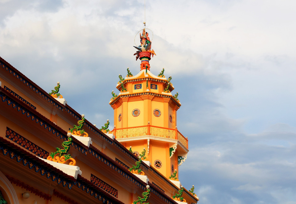 Il y a du tour de Bat Quaï - typique du taoïsme. Photo: VNA