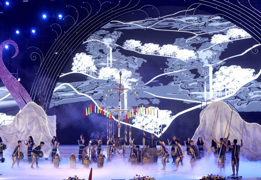 L’édition de cette année, qui se poursuivra jusqu'au 24 décembre, comprend 12 programmes majeurs. Photo: VNA