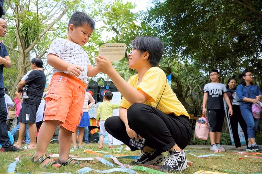 L’événement attire beaucoup d’enfants. Photo: Vietnam+