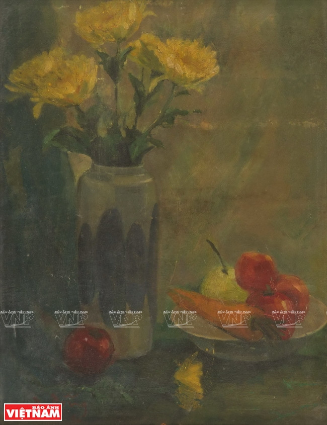 « Nature morte de fleurs » de Ngoc Dung.